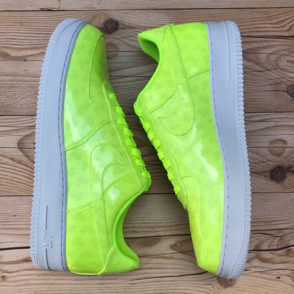 Nike Air Force 1 ‘07 LV8 UV Shoes Volt/White - Picture 7 of 16
